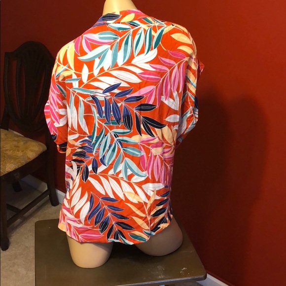 Women’s button down shirt - Picture 3 of 3